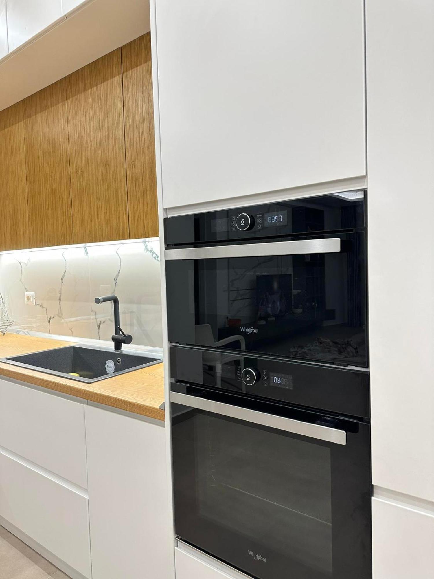 Sea View Apartment Luxury Vlorë Esterno foto
